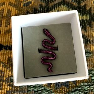 Taylor Swift snake ring in box!